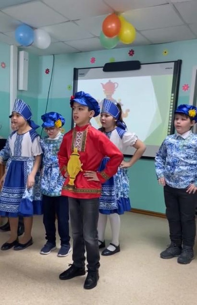 Международный женский день 8 марта. Красивый праздник любви, весны и нежности..